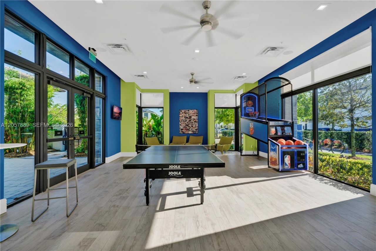 4971 NW 84th Ave , Doral, FL 33166 Photo
