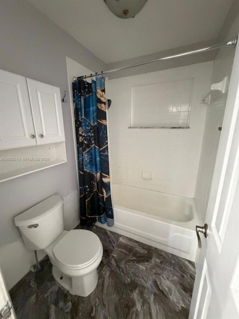 9116 NW 35th Pl, Sunrise, FL 33351 Photo