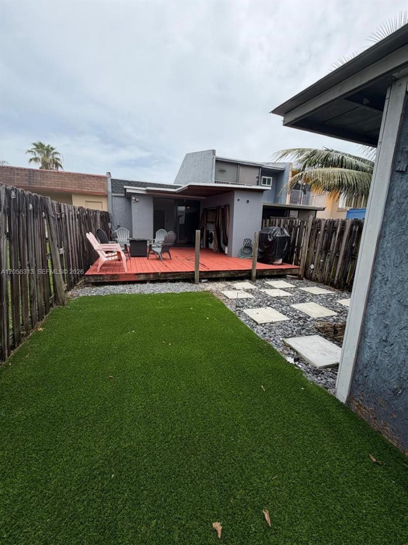 9116 NW 35th Pl, Sunrise, FL 33351 Photo