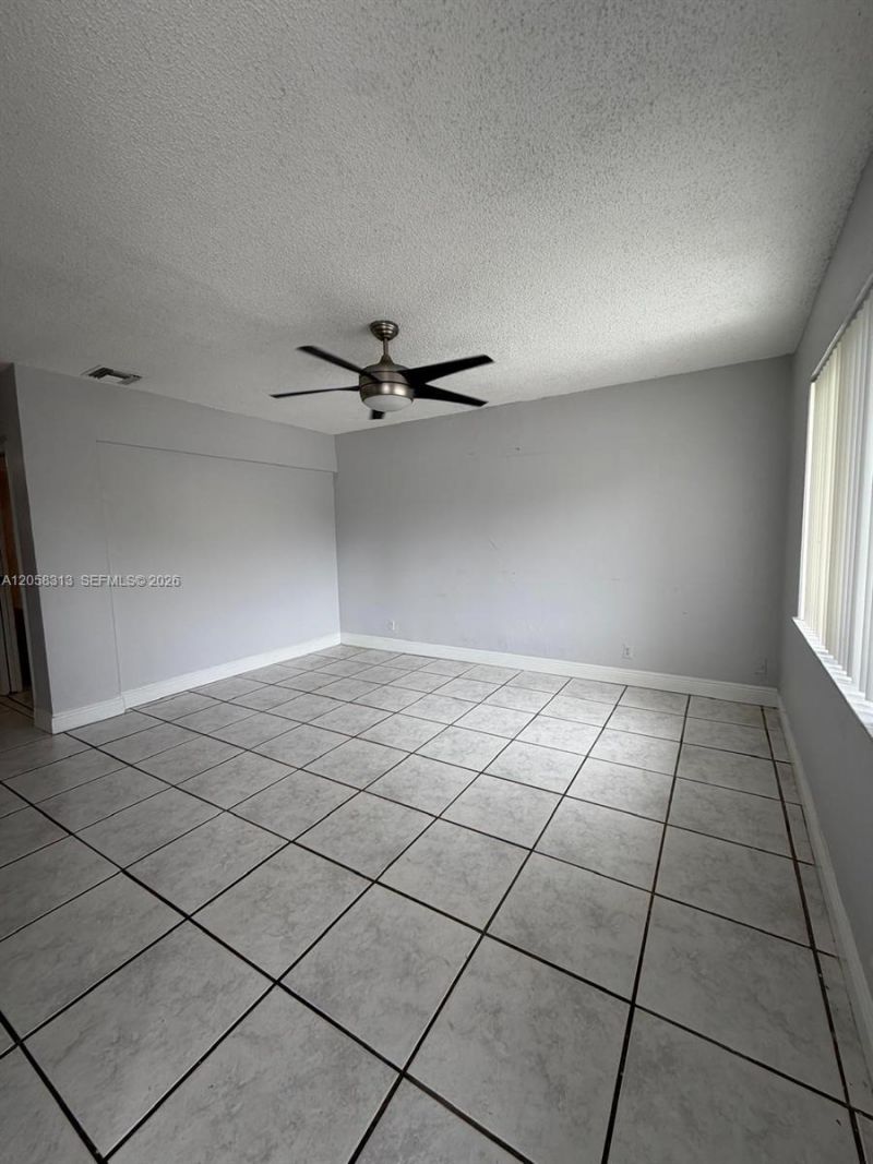 9116 NW 35th Pl, Sunrise, FL 33351 Photo