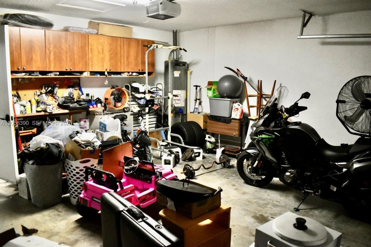 1352 NW 129th Way , Sunrise, FL 33323 Photo