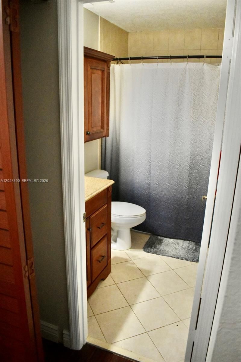 1352 NW 129th Way , Sunrise, FL 33323 Photo