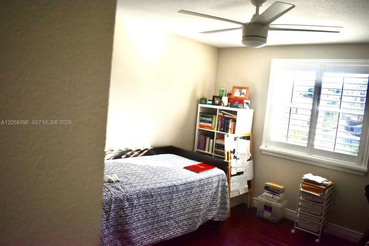 1352 NW 129th Way , Sunrise, FL 33323 Photo