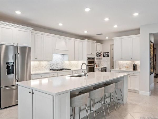 10211 SW Pervenche Lane, Port St Lucie, FL 34987
