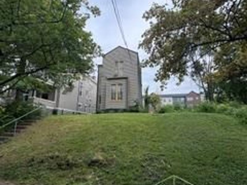 663 June Street, Cincinnati, OH 45206 Photo 4