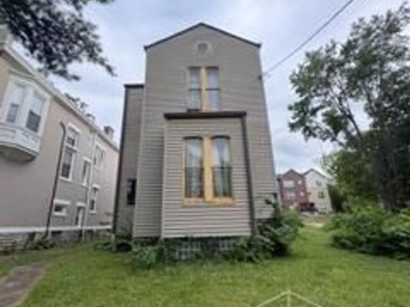 663 June Street, Cincinnati, OH 45206 Photo 5