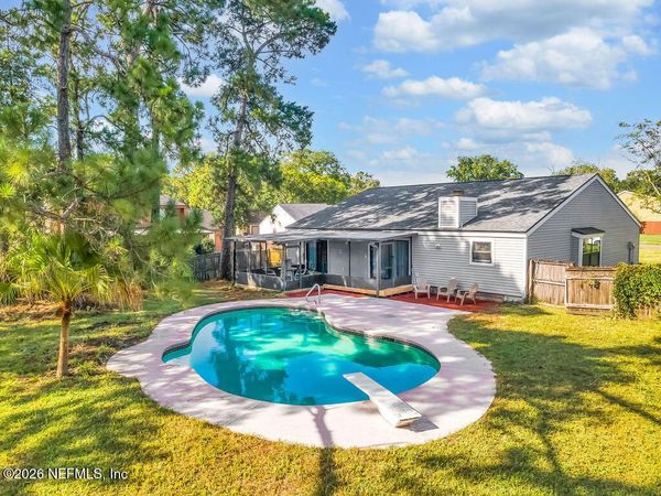 8423 CHASON Road E, Jacksonville, FL 32244