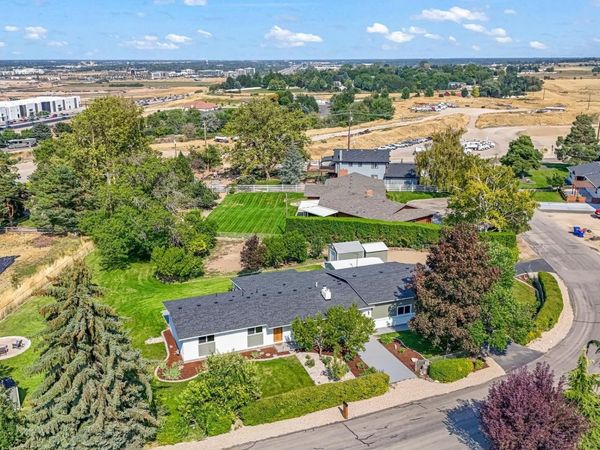 4910 W View Place, Meridian, ID 83642