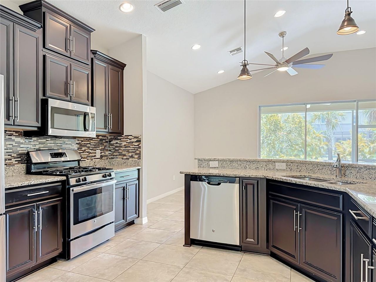 5766 Maypop Cir, Sarasota, FL 34238 Photo