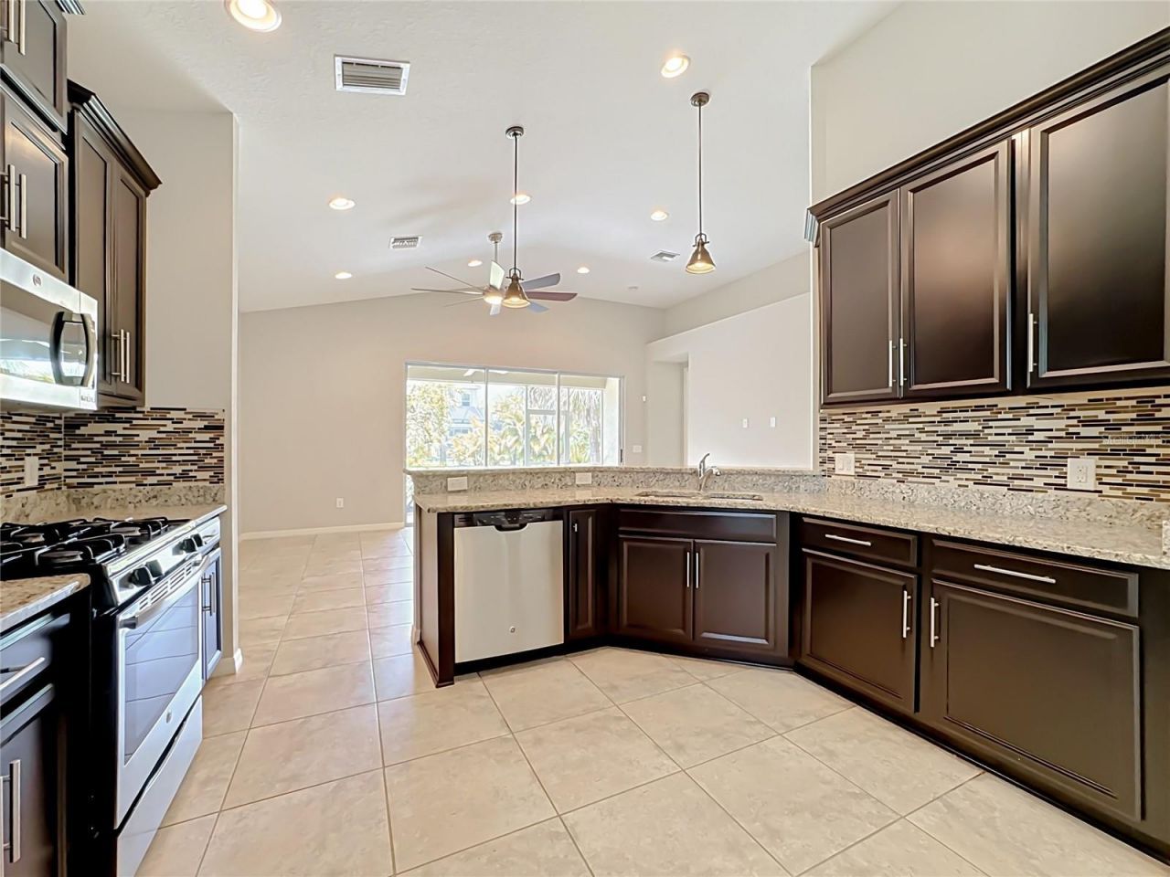 5766 Maypop Cir, Sarasota, FL 34238 Photo