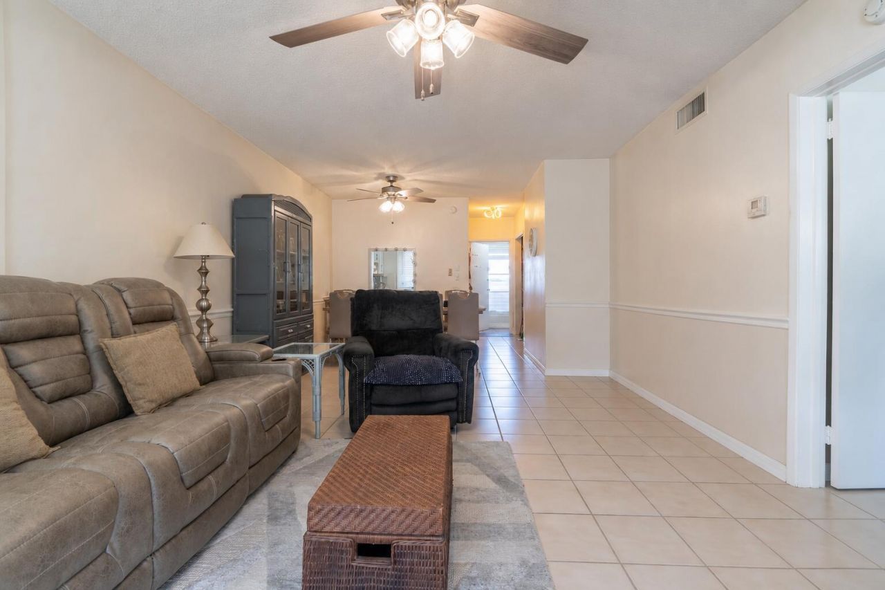 2050 NE 39th Street, Unit 211E, Lighthouse Point, FL 33064 Photo