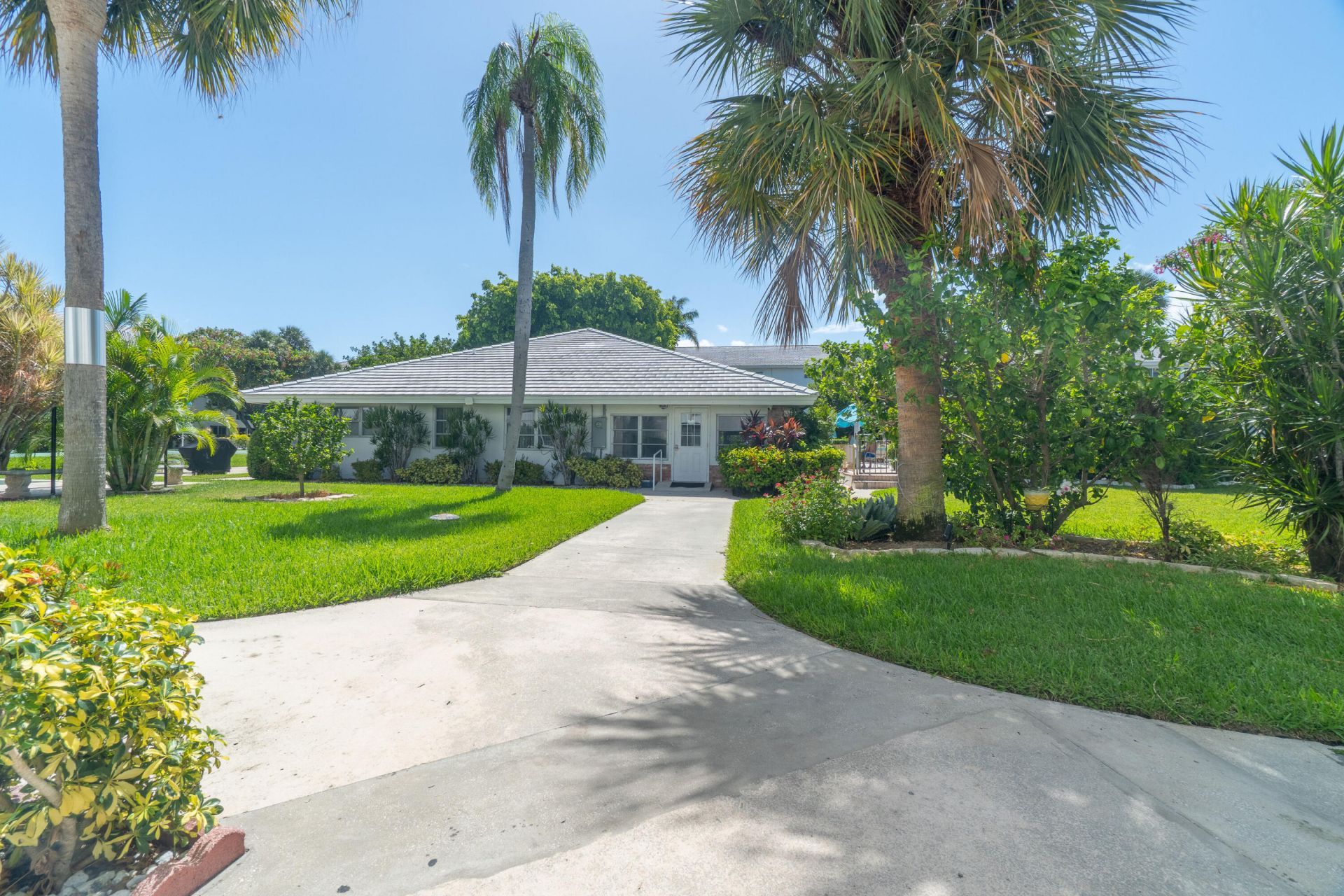 2050 NE 39th Street, Unit 211E, Lighthouse Point, FL 33064 Photo