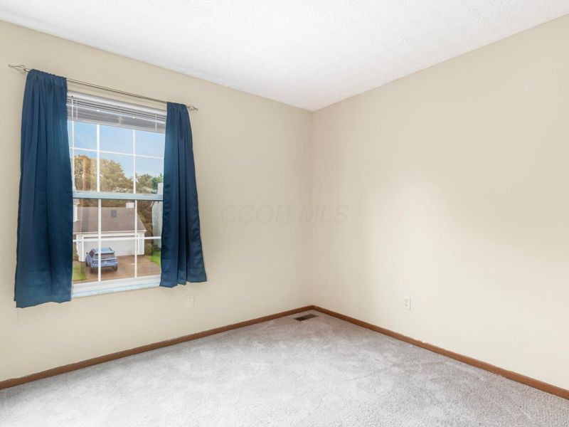 5912 Buechler Bend, Columbus, OH 43228 Photo 19