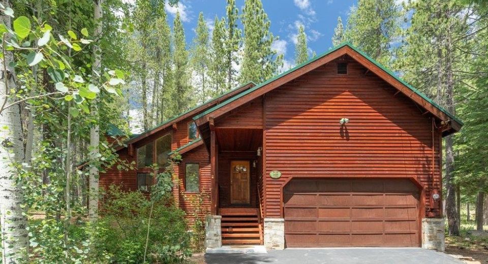14356 Swiss Lane, Truckee, CA 96161 Photo
