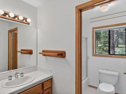 14356 Swiss Lane, Truckee, CA 96161 Photo