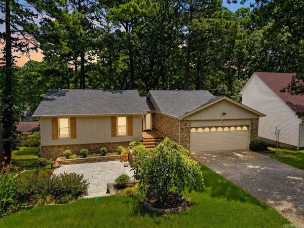 13013 Lemoncrest Lane, Little Rock, AR 72210