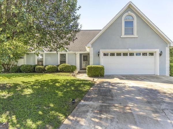 255 Waterford Drive, Bonaire, GA 31005