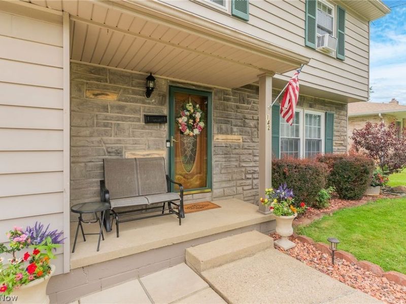 142 S Navarre Avenue, Austintown, OH 44515 Photo 4