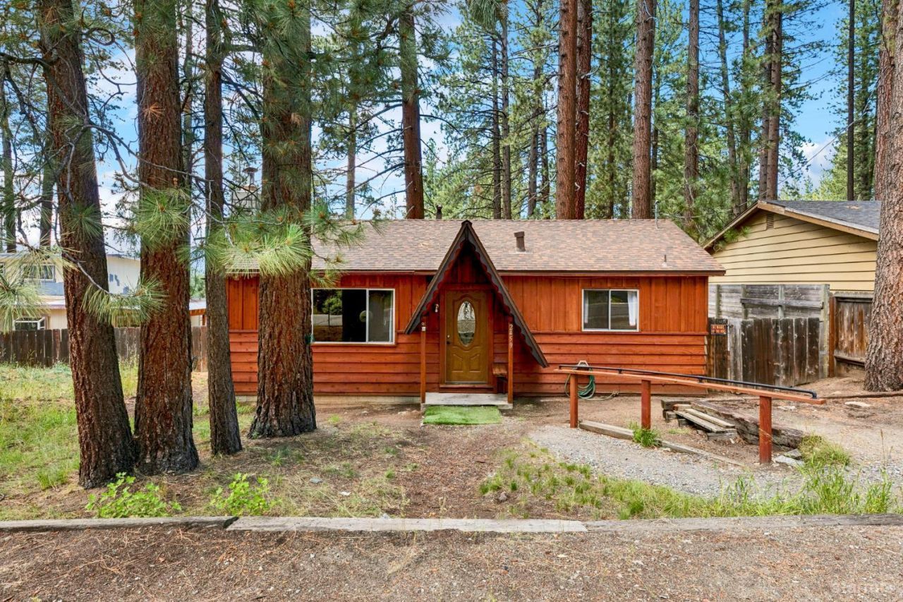 2459 Pinter Avenue, South Lake Tahoe, CA 96150 Main Photo