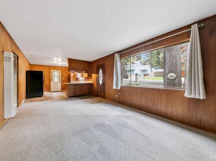 2459 Pinter Avenue, South Lake Tahoe, CA 96150 Photo