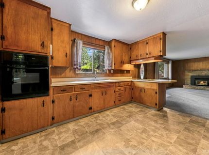 2459 Pinter Avenue, South Lake Tahoe, CA 96150 Photo