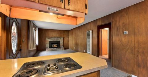 2459 Pinter Avenue, South Lake Tahoe, CA 96150 Photo