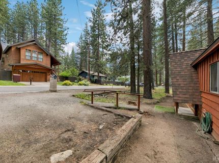 2459 Pinter Avenue, South Lake Tahoe, CA 96150 Photo