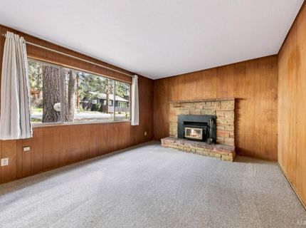 2459 Pinter Avenue, South Lake Tahoe, CA 96150 Photo