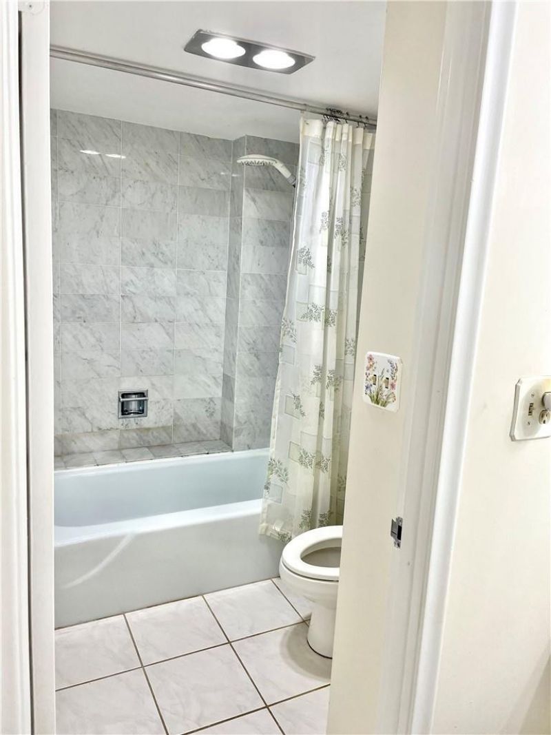 1149 Hillsboro Mile, Unit 304, Hillsboro Beach, FL 33062 Photo