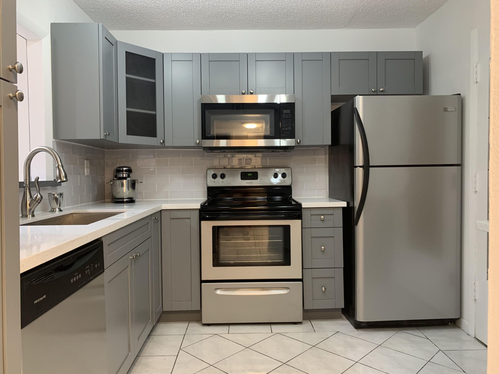 404 NW 68th Avenue, Unit 205, Plantation, FL 33317 Photo