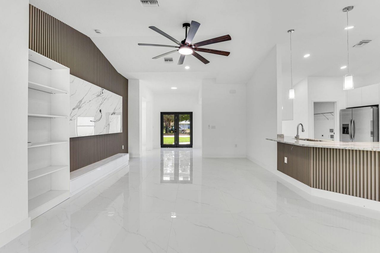 3201 35th Street W, Lehigh Acres, FL 33971 Photo