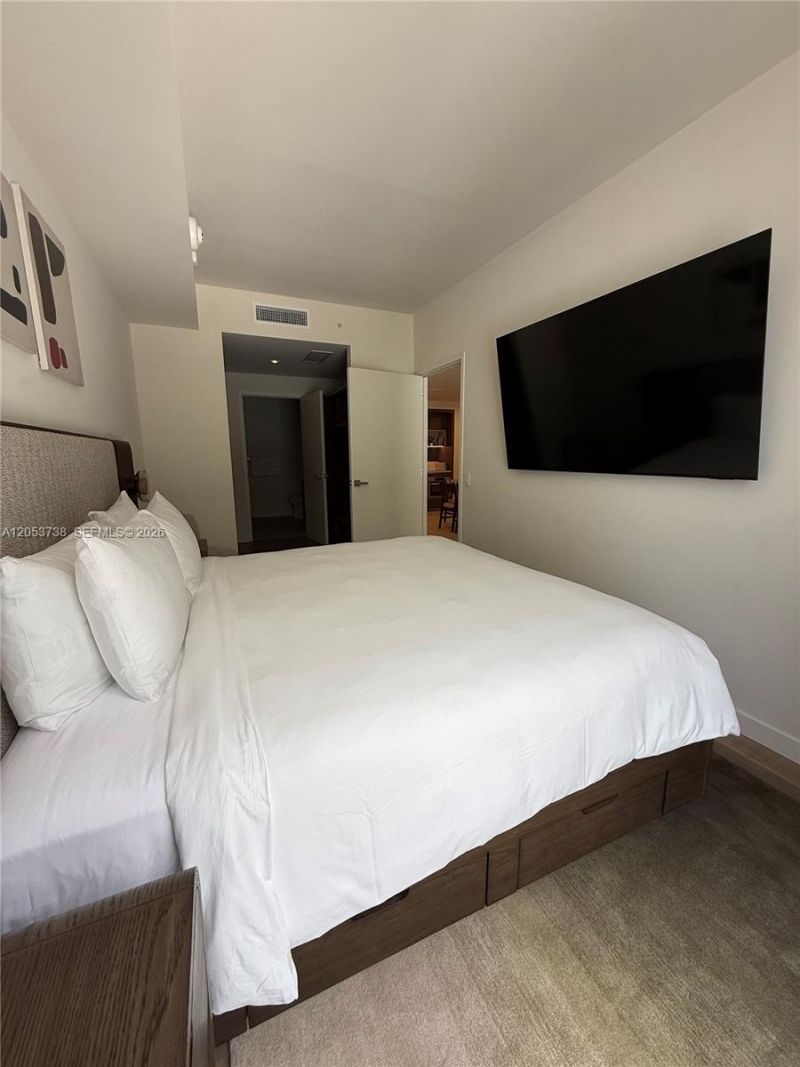 1611 SW 2nd Avenue , Unit 416, Miami, FL 33129 Photo