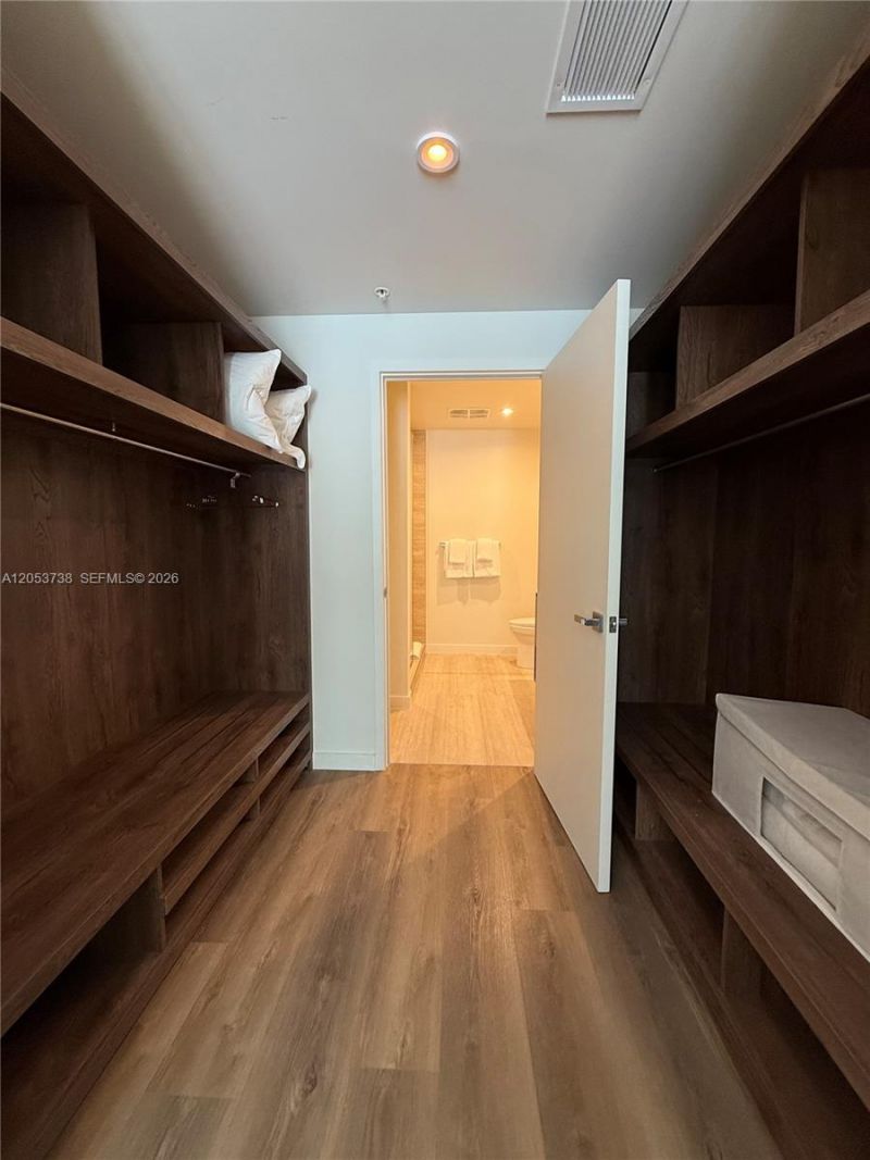 1611 SW 2nd Avenue , Unit 416, Miami, FL 33129 Photo
