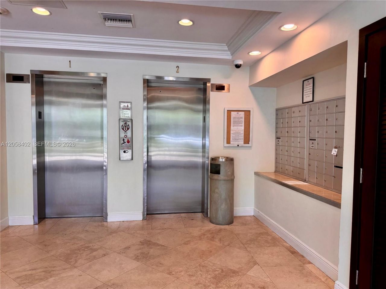 2640 NE 135th St, Unit 406, North Miami, FL 33181 Photo