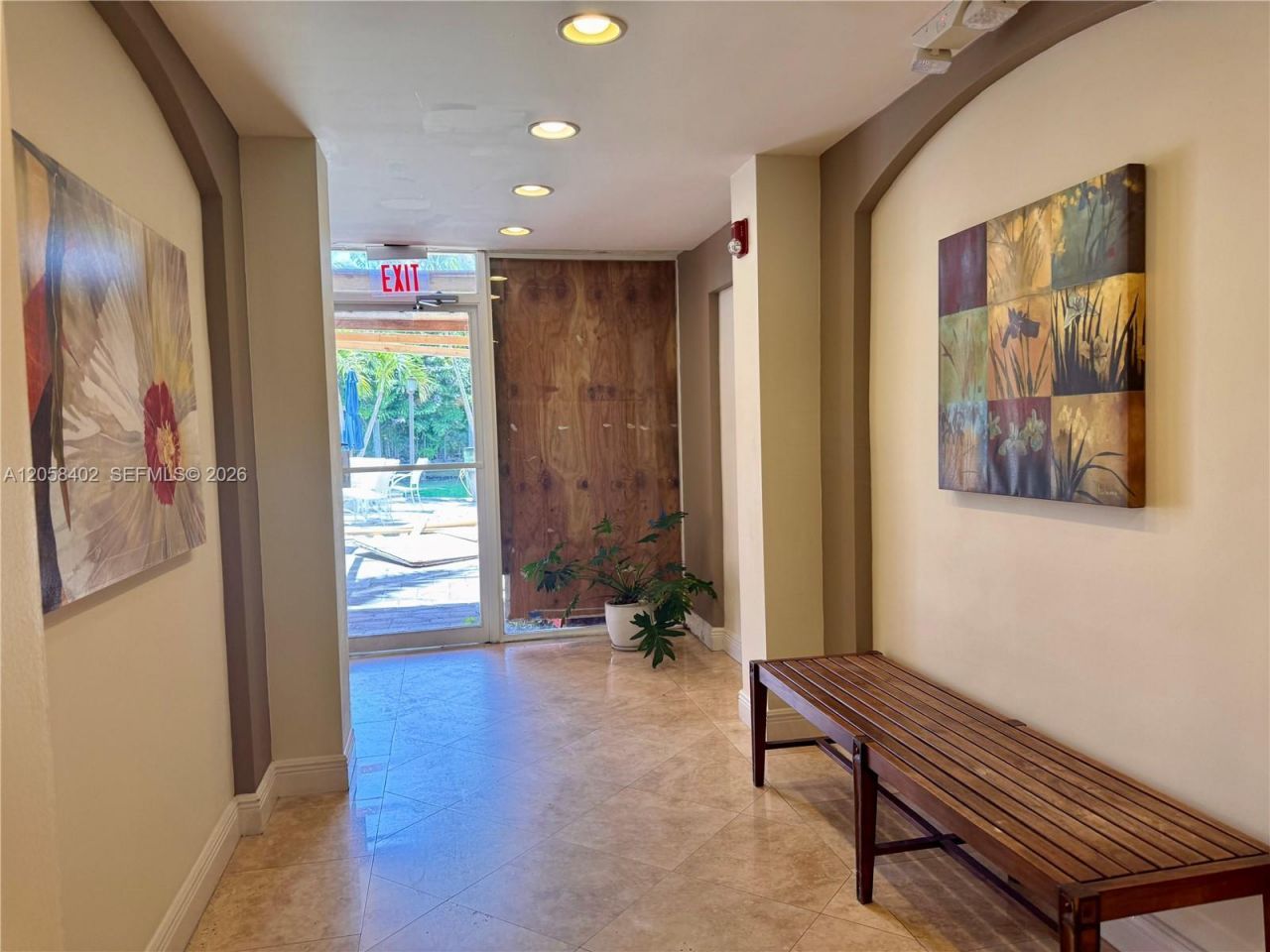 2640 NE 135th St, Unit 406, North Miami, FL 33181 Photo