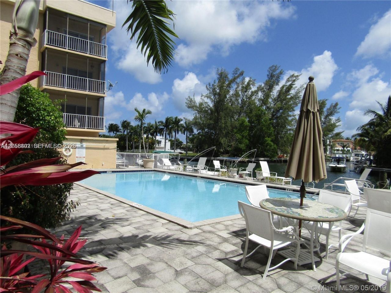 2640 NE 135th St, Unit 406, North Miami, FL 33181 Photo