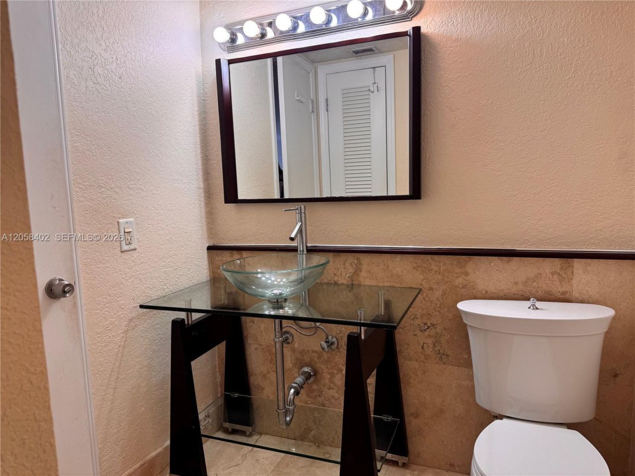 2640 NE 135th St, Unit 406, North Miami, FL 33181 Photo