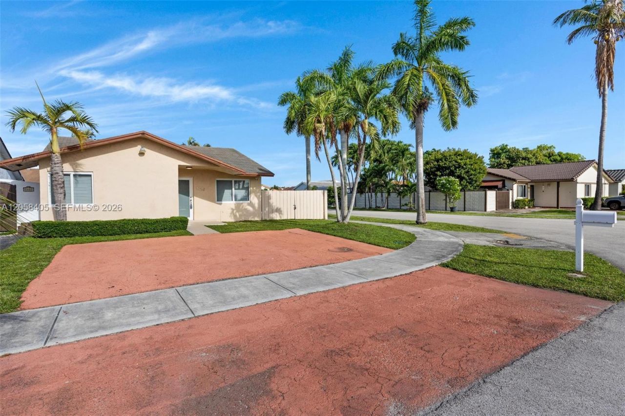 1616 SW 137th Pl, Miami, FL 33175 Photo