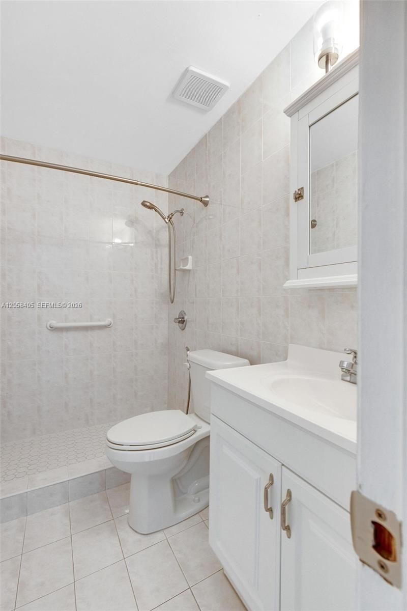 1616 SW 137th Pl, Miami, FL 33175 Photo