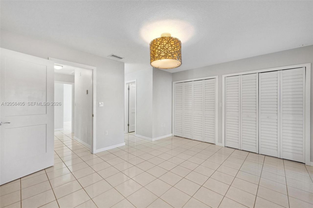 1616 SW 137th Pl, Miami, FL 33175 Photo