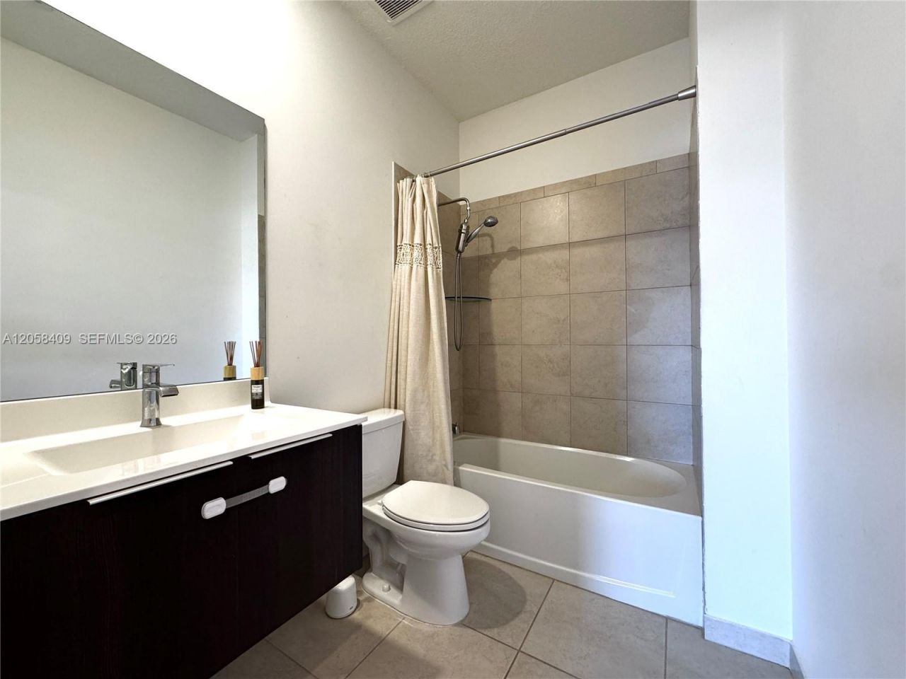 10455 NW 82nd St , Unit 35, Doral, FL 33178 Photo