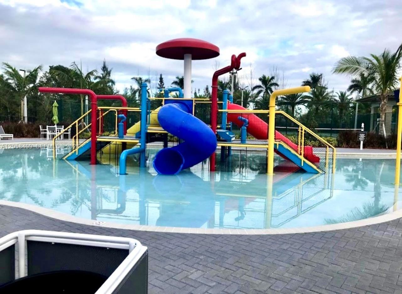 10455 NW 82nd St , Unit 35, Doral, FL 33178 Photo