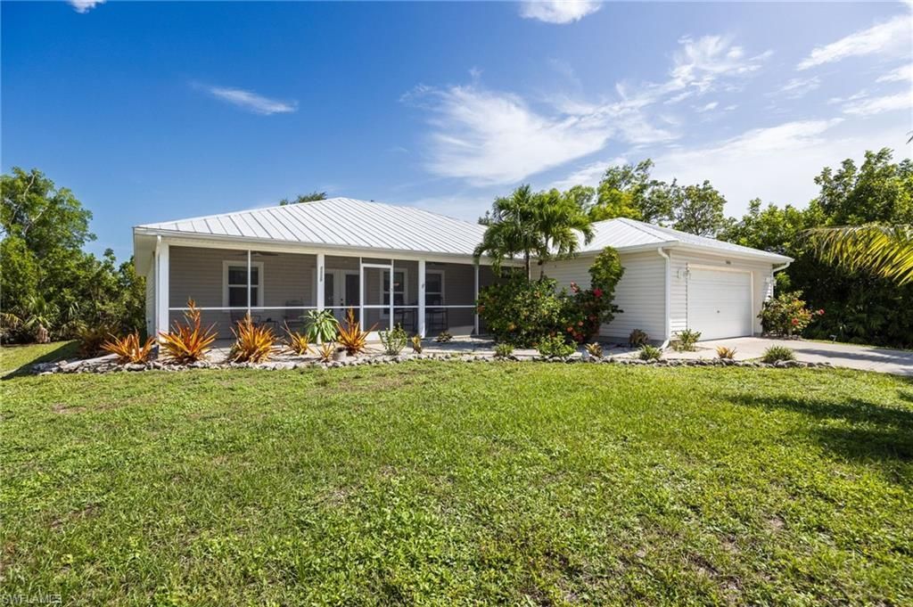 4406 Lake Heather Cir, Saint James City, FL 33956 Main Photo