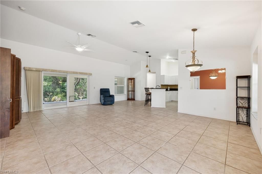 4406 Lake Heather Cir, Saint James City, FL 33956 Photo