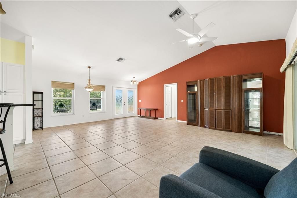 4406 Lake Heather Cir, Saint James City, FL 33956 Photo