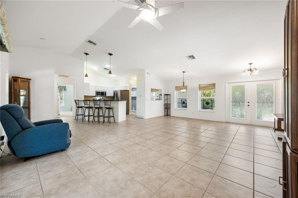 4406 Lake Heather Cir, Saint James City, FL 33956 Photo