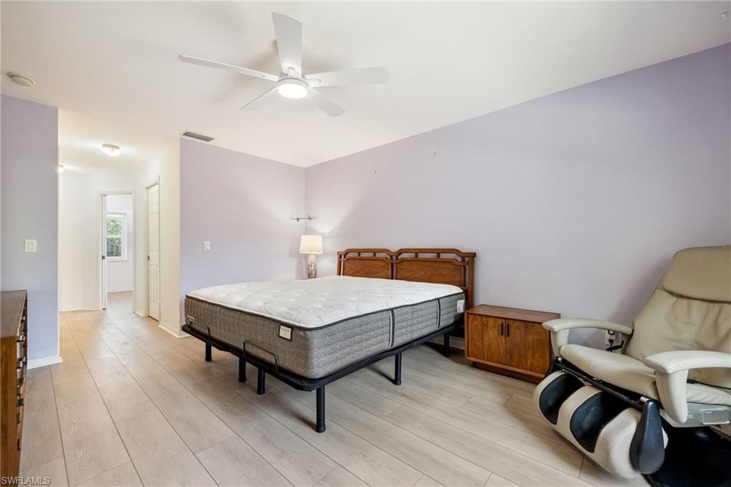 4406 Lake Heather Cir, Saint James City, FL 33956 Photo
