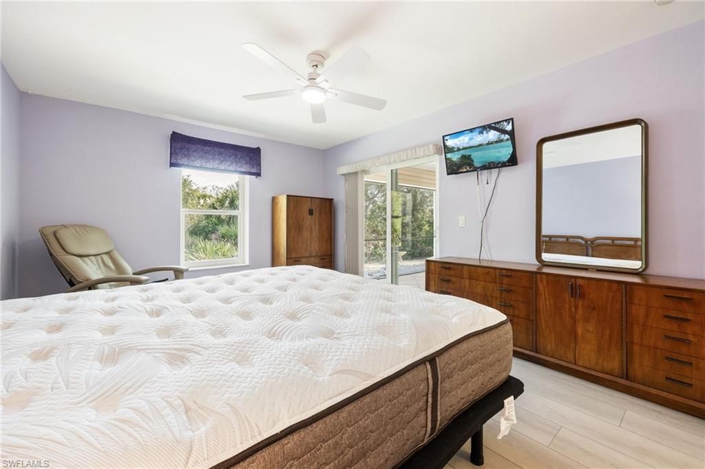 4406 Lake Heather Cir, Saint James City, FL 33956 Photo