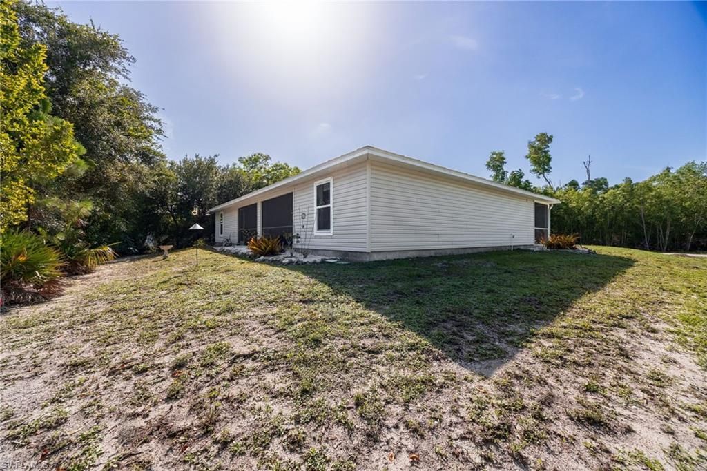 4406 Lake Heather Cir, Saint James City, FL 33956 Photo