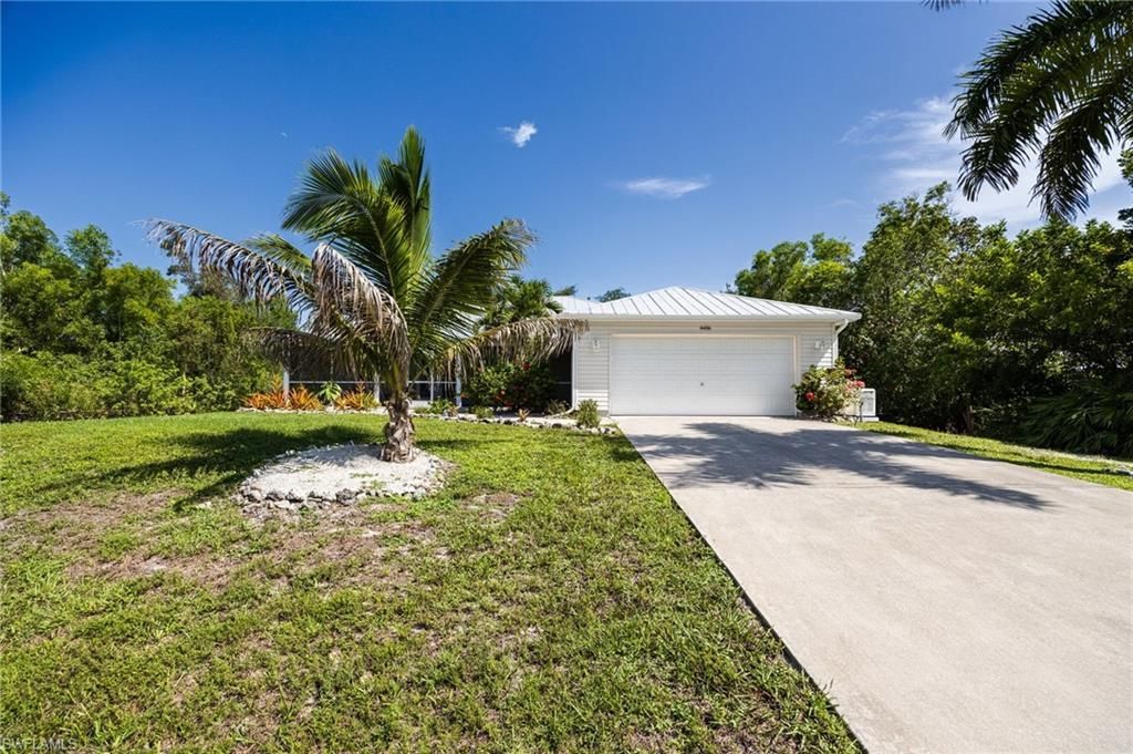 4406 Lake Heather Cir, Saint James City, FL 33956 Photo